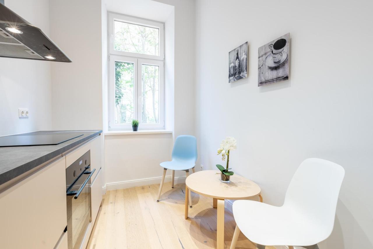 Cottageviertel - Stilvolles Apartment In Parknahe فيينا المظهر الخارجي الصورة